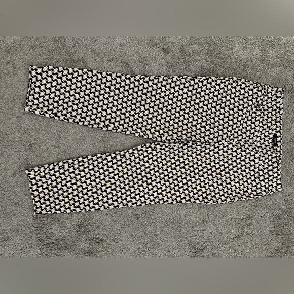 Premise pull on ankle pants - Picture 2 of 2